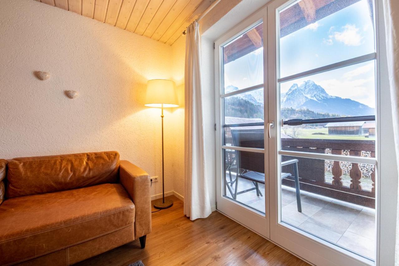 Appartamento Kloana Waxlstoa Garmisch-Partenkirchen Esterno foto