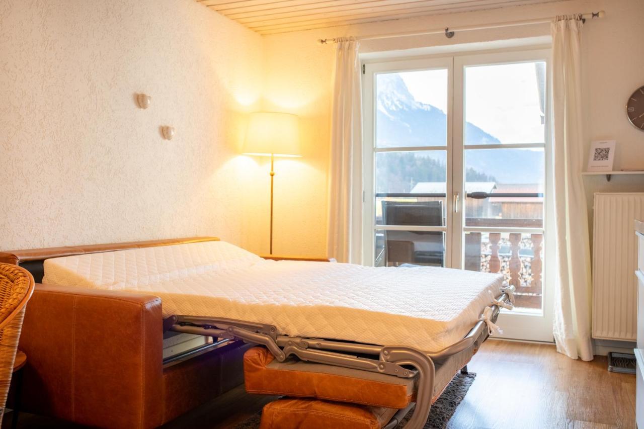 Appartamento Kloana Waxlstoa Garmisch-Partenkirchen Esterno foto